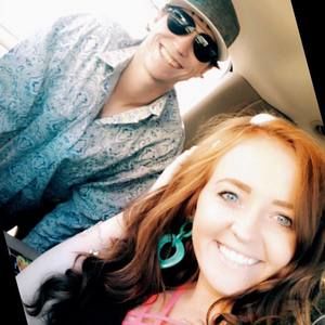 Meet your Posher, Clarissa